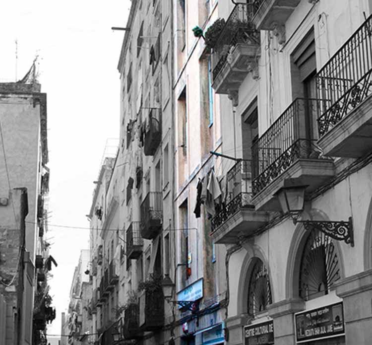 Riereta 18 — Edificio adquirido por MK Premium