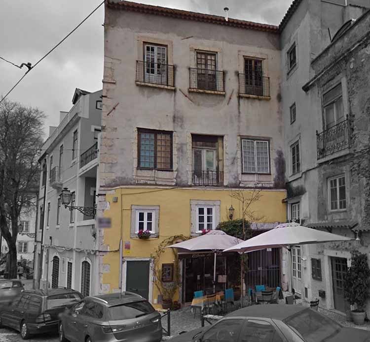 Pateo do Carrasco 16 — Edificio adquirido por MK Premium en Barcelona