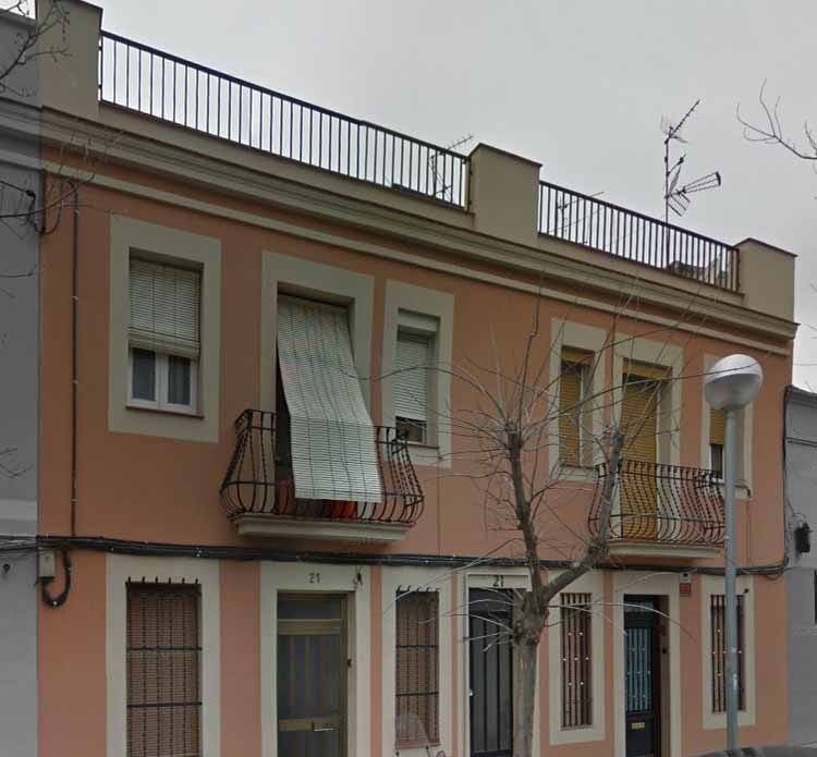 Pintor Tapiro 21 — Edificio adquirido por MK Premium en Barcelona